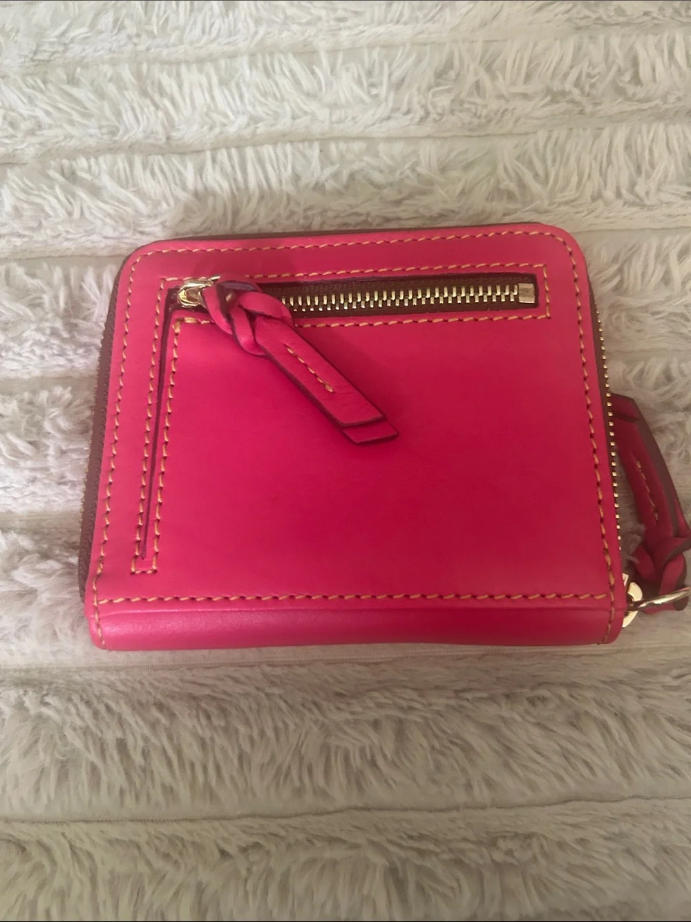 Dooney & Boutke Compact Pink Leather Zip Wallet - Women